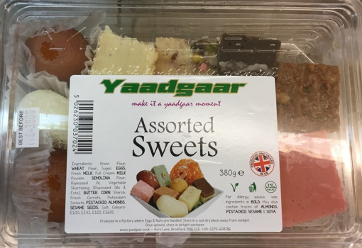 Yaadgaar Assorted Sweets 380g